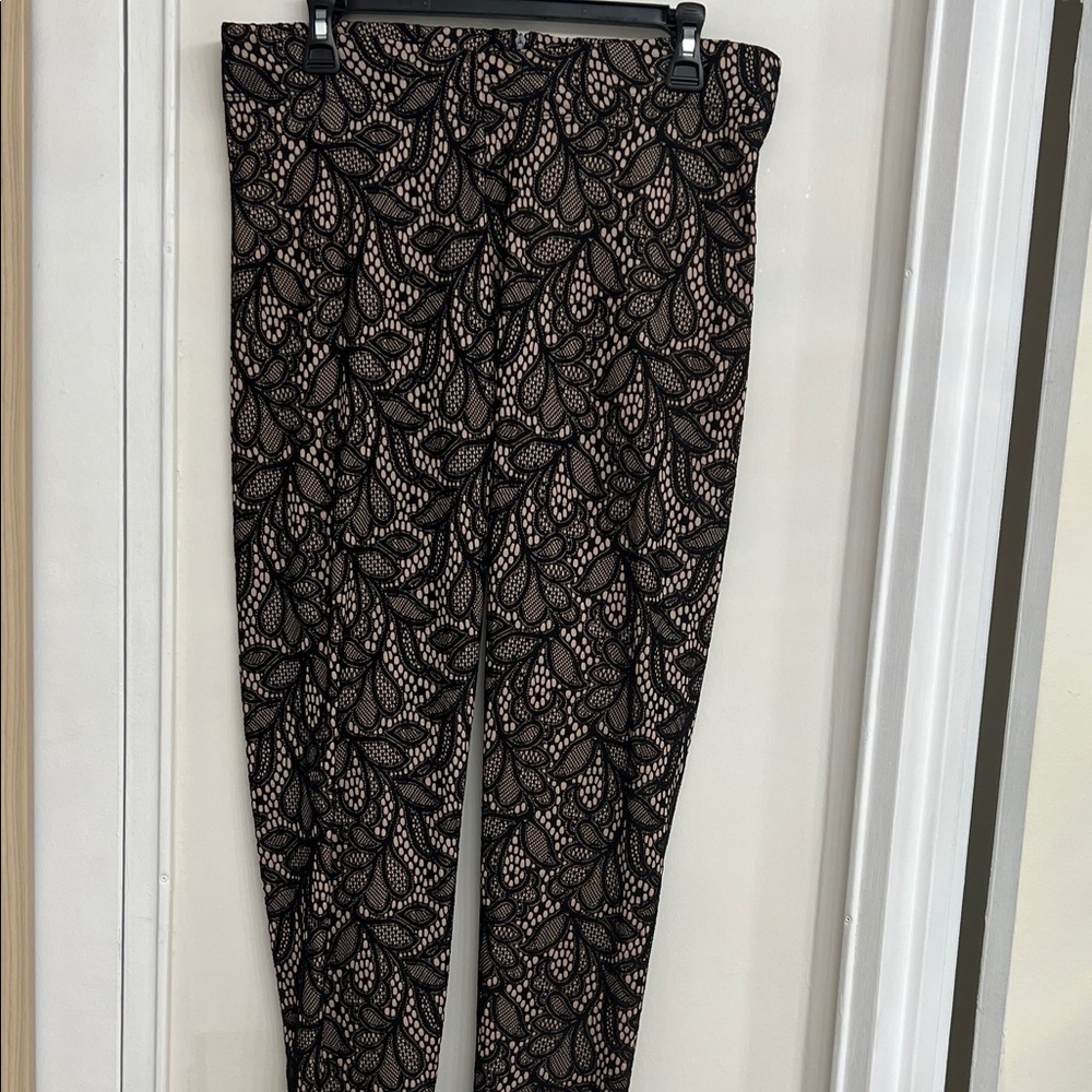 Elegant Black Lace Women's Pants by Guess